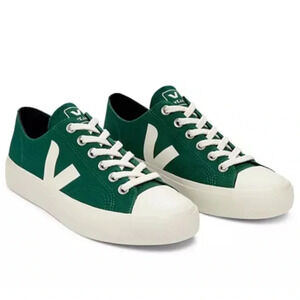 VEJA WATA II LOW CANVAS POKER PIERRE SNEAKER SIZE 7 Women great condition!